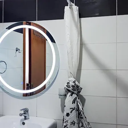 Sea Breeze 호텔 Sarandë