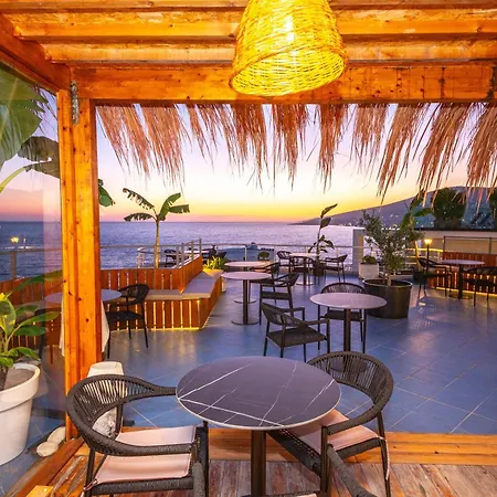 Sea Breeze 4* Sarandë