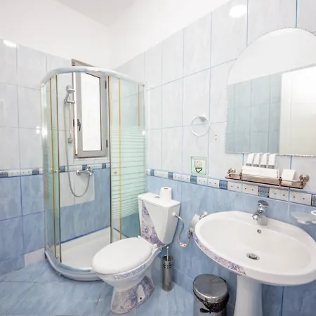 호텔 Sea Breeze Sarandë