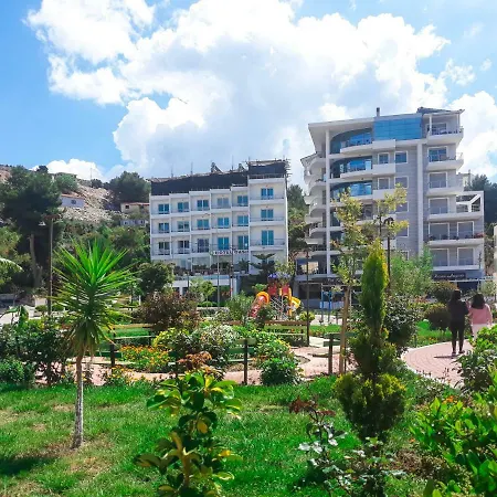 Sea Breeze 4* Sarandë