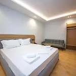 فندق Sea Breeze 4*