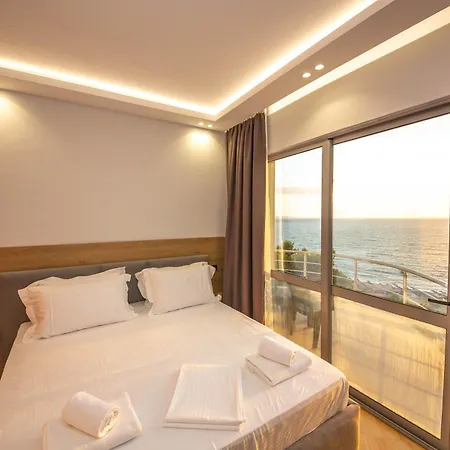 Sea Breeze 4* ساراندا