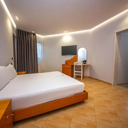 Hotel Sea Breeze Saranda