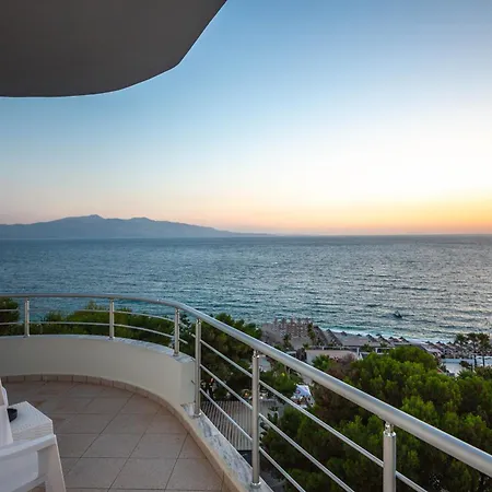 Hotel Sea Breeze Saranda