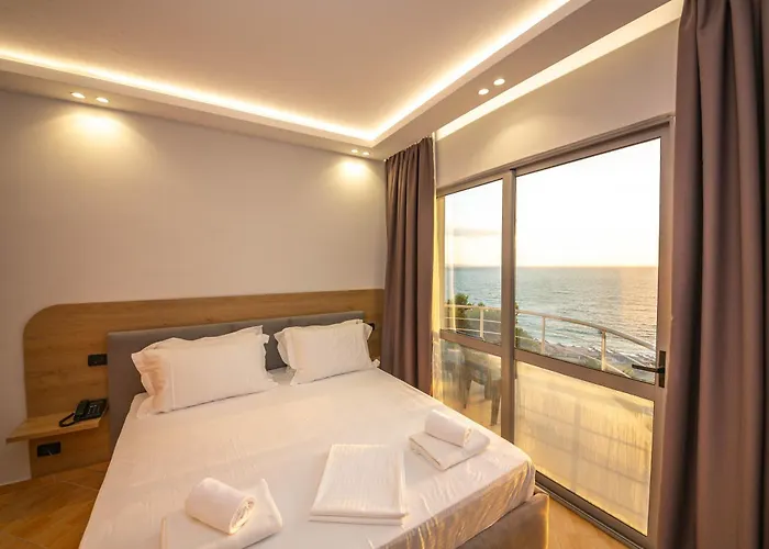 Sea Breeze 4* Sarandë