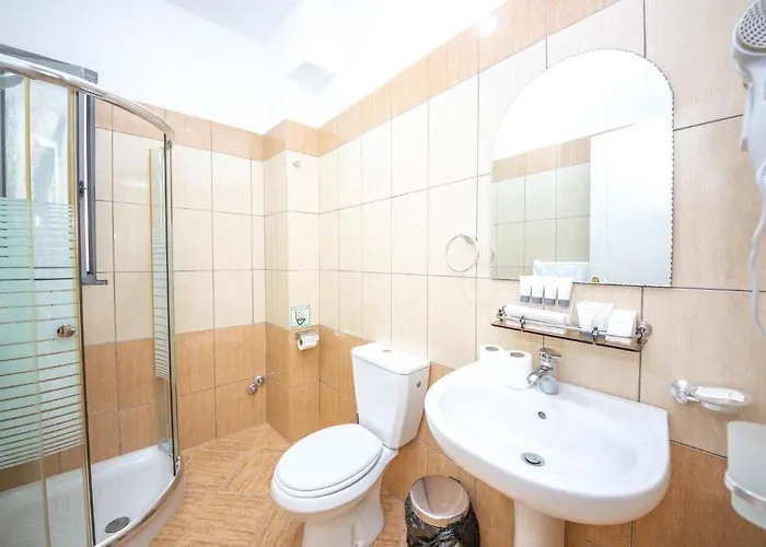 Hotel Sea Breeze Sarande