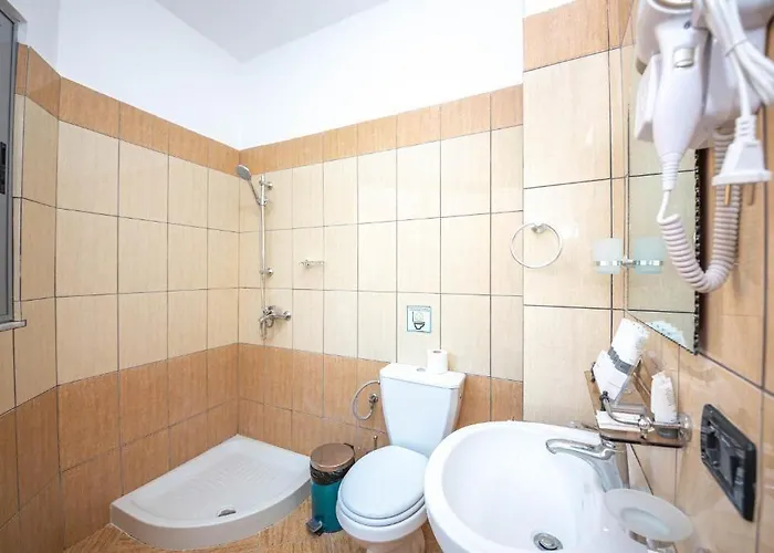 Hotel Sea Breeze Sarande